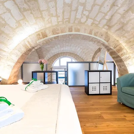 Appartement Guesthost - Stazione & Politecnico Stylish With Netflix *