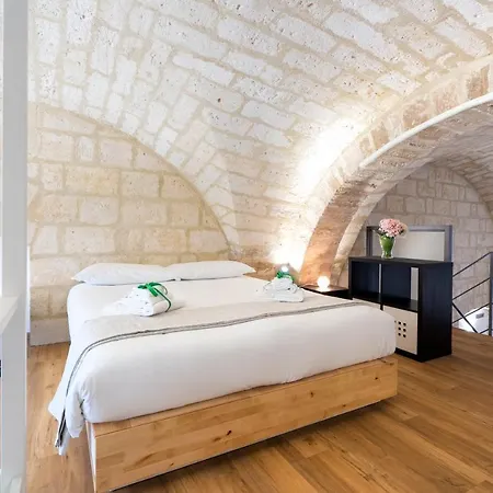 Guesthost - Stazione & Politecnico Stylish With Netflix Appartement *