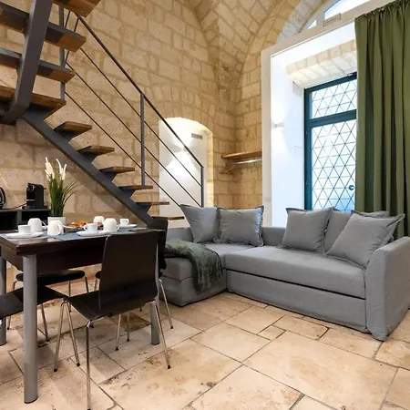 Apartman Guesthost - Stazione & Politecnico Stylish With Netflix Bari