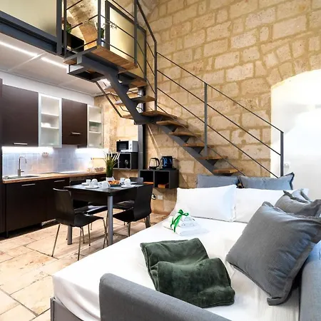 Guesthost - Stazione & Politecnico Stylish With Netflix דירה
