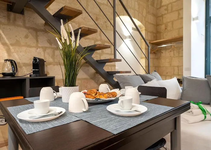 Appartement Guesthost - Stazione & Politecnico Stylish With Netflix *