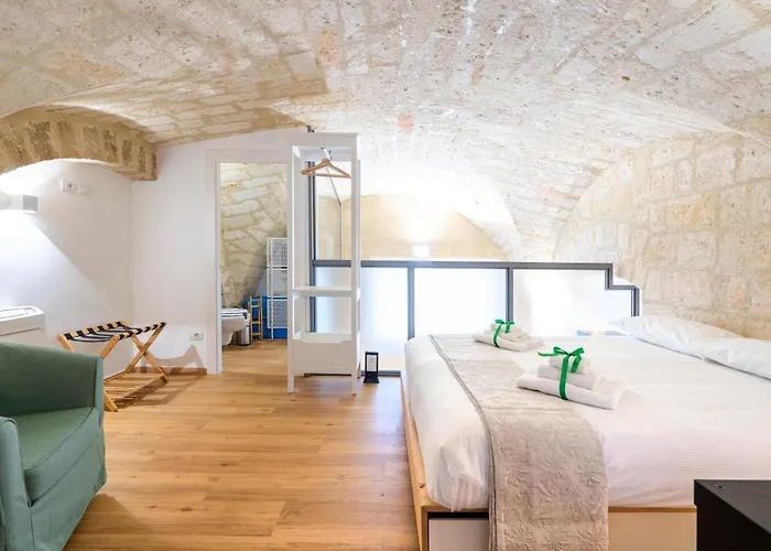 Appartement Guesthost - Stazione & Politecnico Stylish With Netflix